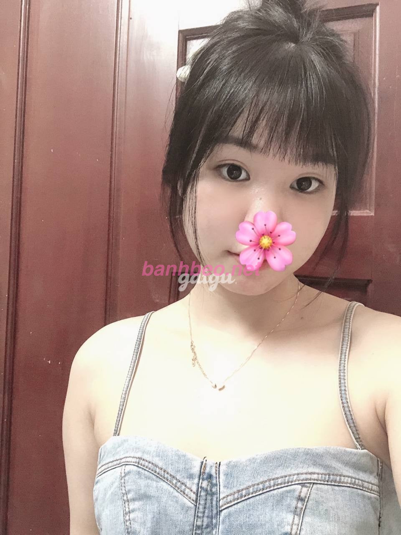 Hot Teen 2K3 Ngọc Anh ❤️ Gái Non Mặt Dễ Thương Body Rất Đẹp - 0772279798