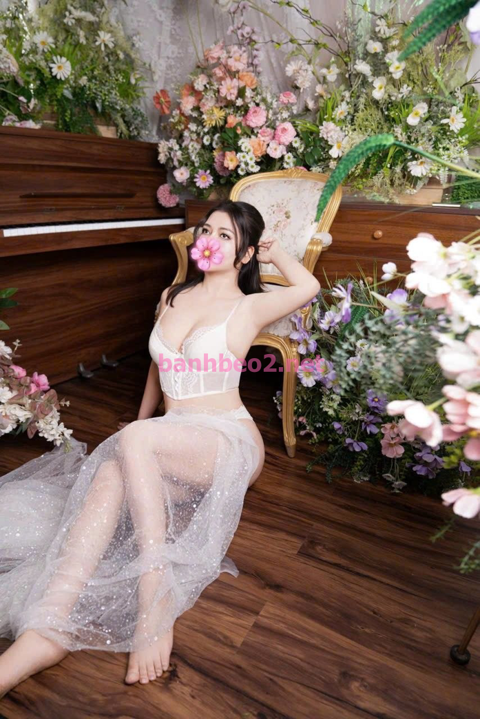 HUYỀN ANH - HÀNG MỚI SIÊU CHIỀU KHÁCH