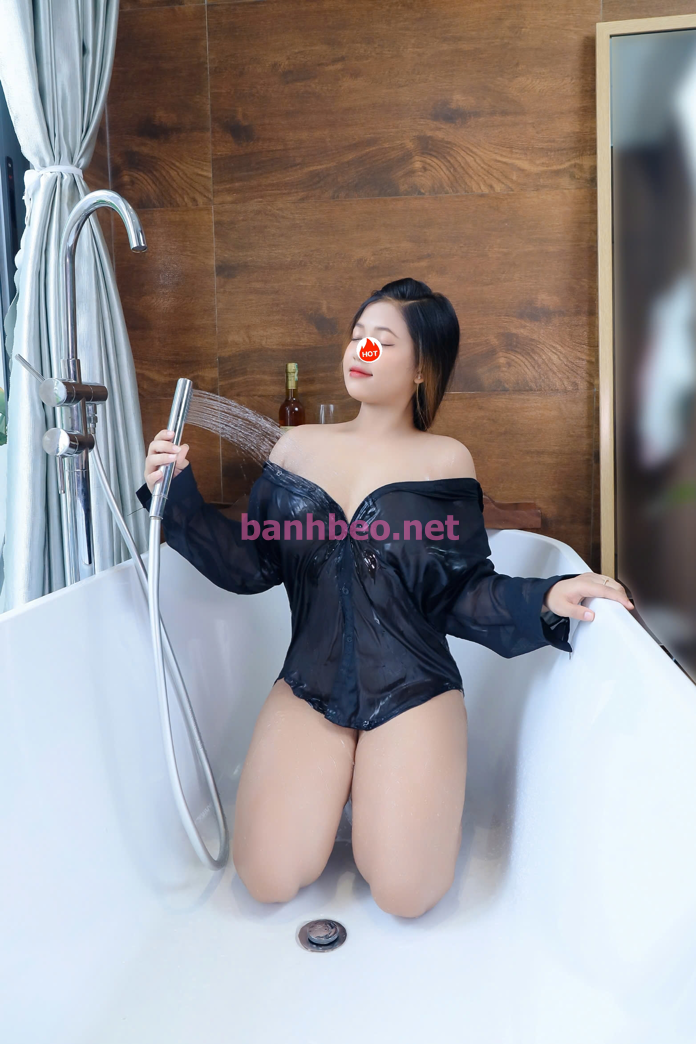 New❤️Bé Trúc 2k8❤️Xinh Non Mơn Mỡn❤️Làn Da Mịn Màng❤️Bým Thơm Ngon❤️Ôm Ấp Sung Sướng Cuộc Đời .