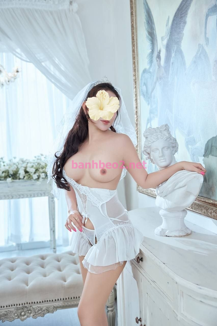 Minh Anh - Dâm Nữ Body Sexy Chiều Khách Khiến Bao Con Trym Ngây Ngất