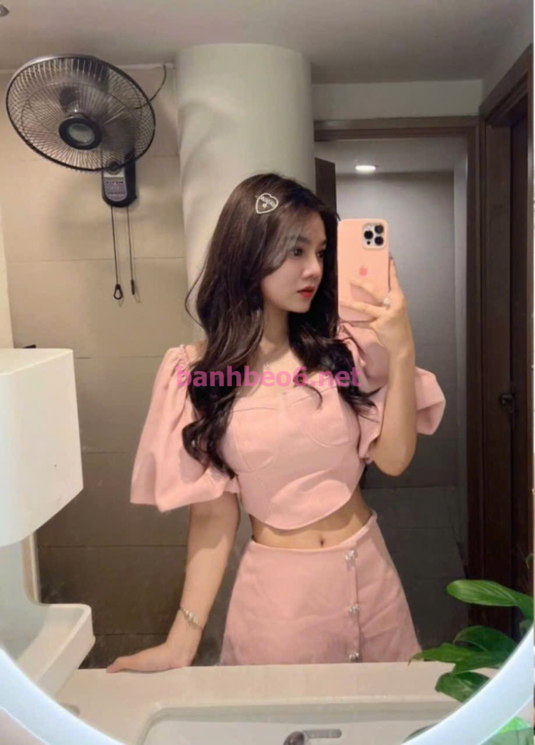 KIM NGÂN_ XINH DÂM LÀM TÌNH CHUYÊN NGHIỆP