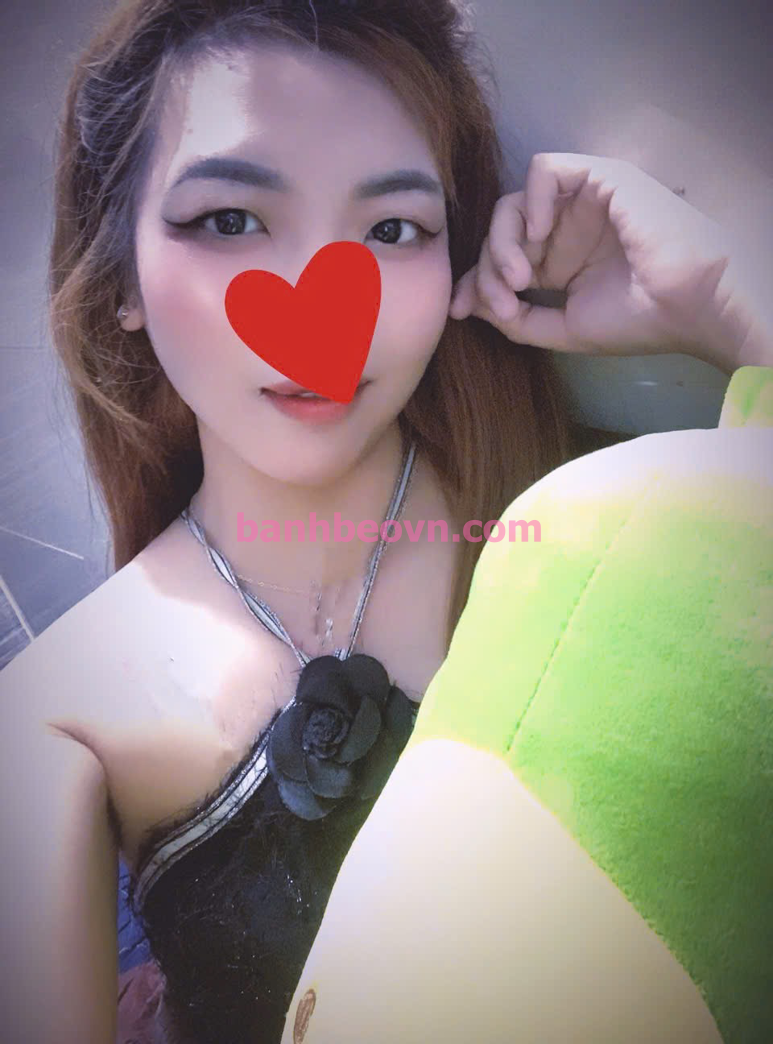 Be Ngoc:MỚI LÊN SÓNG MỘT EM SIÊU PHẨM GÁI - CƠ THỂ NGỌT NGÀO NÓNG BỎNG ,CẢM XÚC BẤT TẬN MỌI CON CHIM.