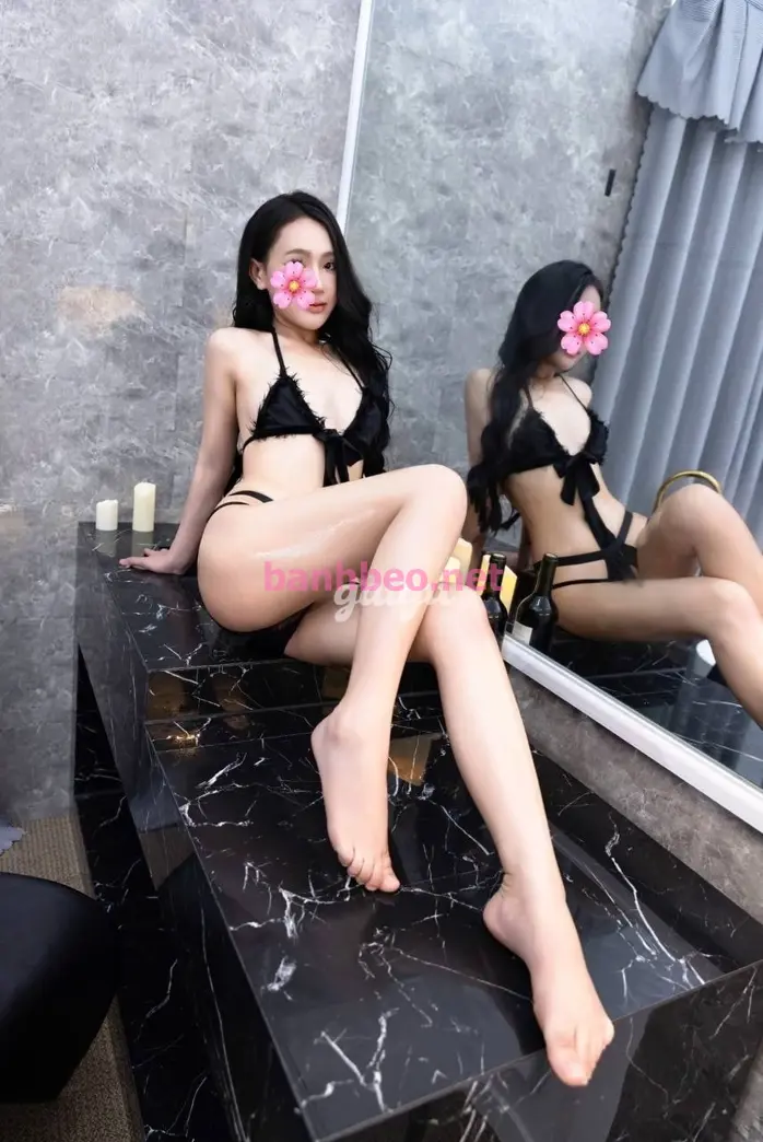 ☆ QUỲNH ANH 2k5 ☆ Sexy quyến rũ - teen dáng cao chân dài - chất ngây ngất